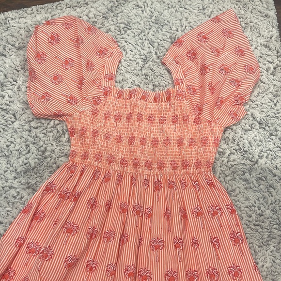 Tuckernuck pink city print M - Picture 4 of 6